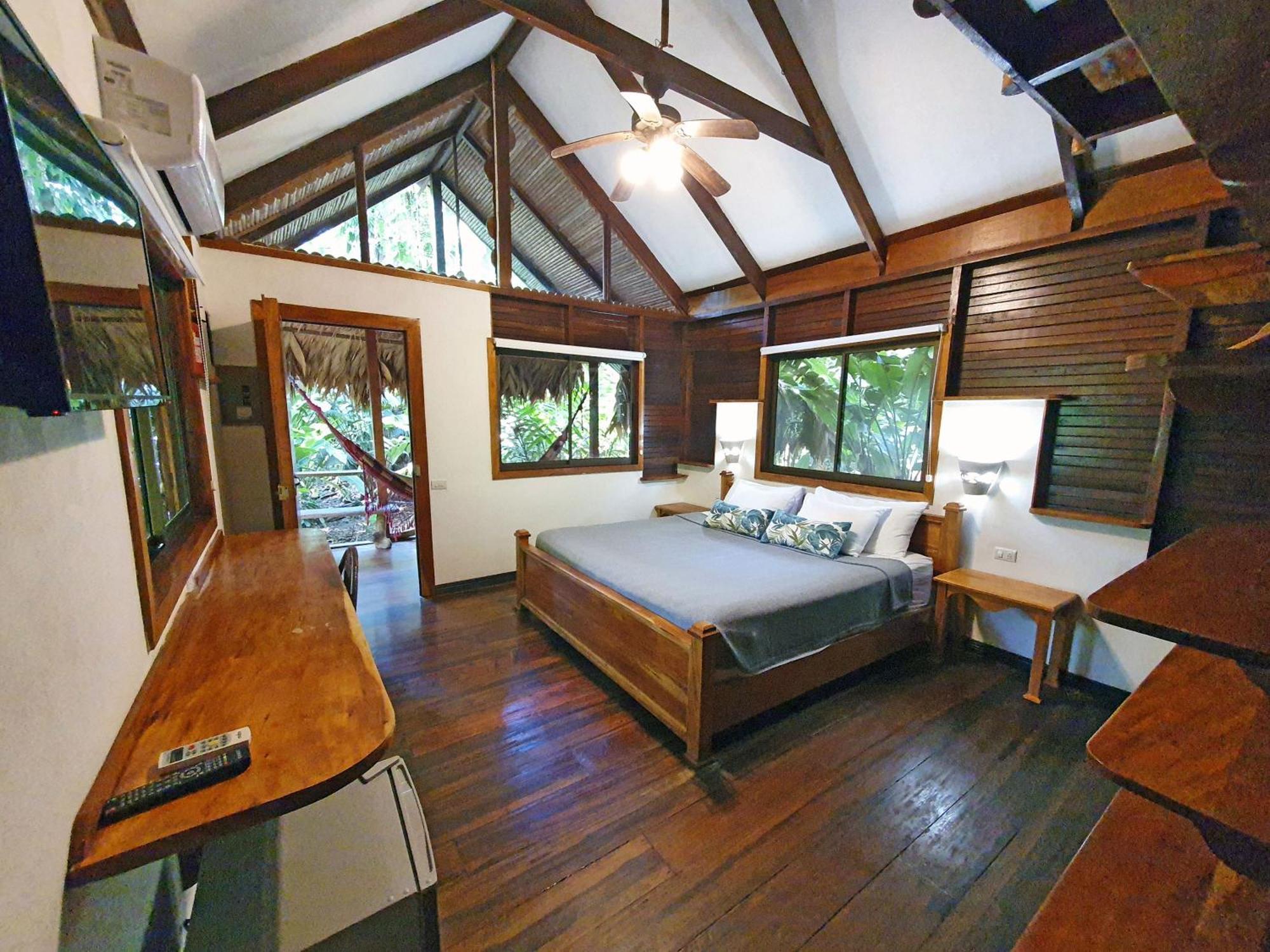 Cariblue Beach And Jungle Resort Puerto Viejo de Talamanca Rum bild